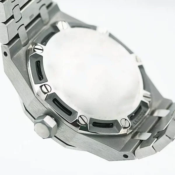316 L stainless steel bracelet Japanese quartz movement watches customize factory in China - Image 3